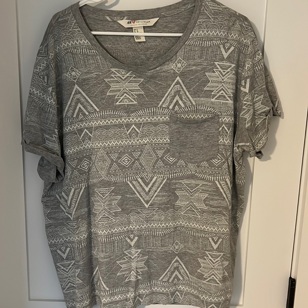 Men’s H&M Gray XL Short Sleeve Shirt